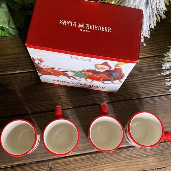 Williams Sonoma Marc Lacaze Designed Santa and his Reindeer Mugs - Set of 4 🎅🏻 - Picture 2 of 16